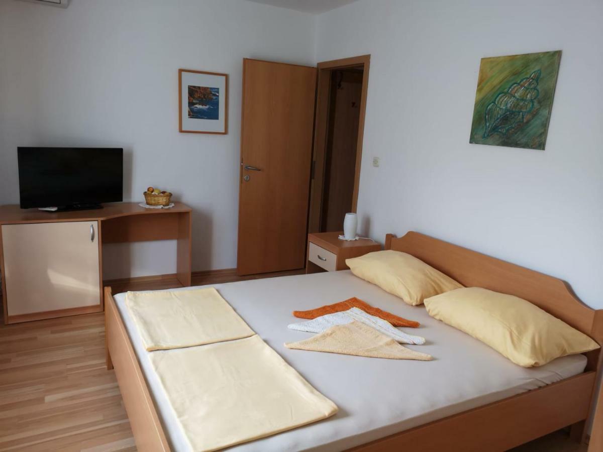 Sonne, Meer Und Berge Apartment Seline Exterior photo
